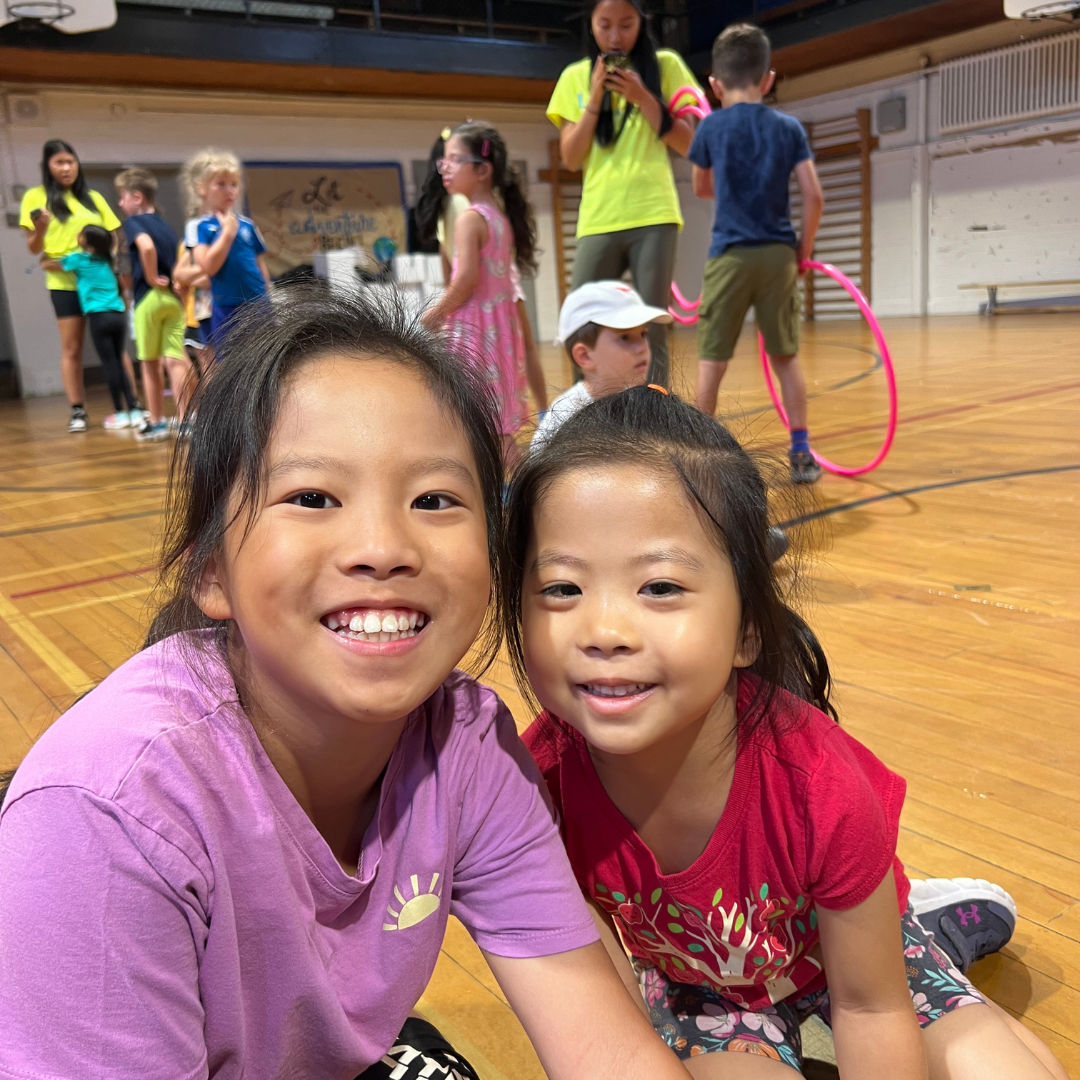 Friends in the gym