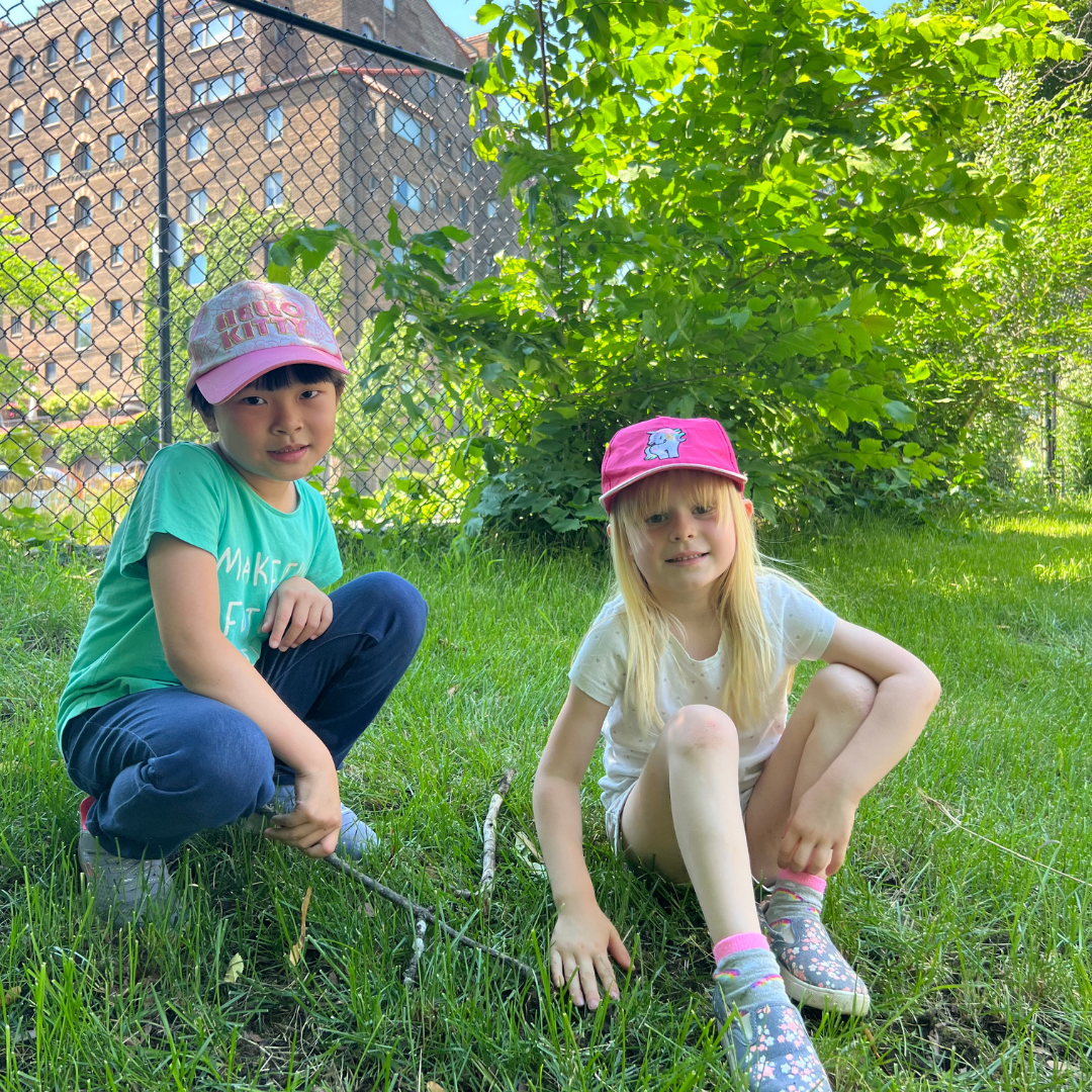 Notre-Dame-de-Grâce — Lunch and free play